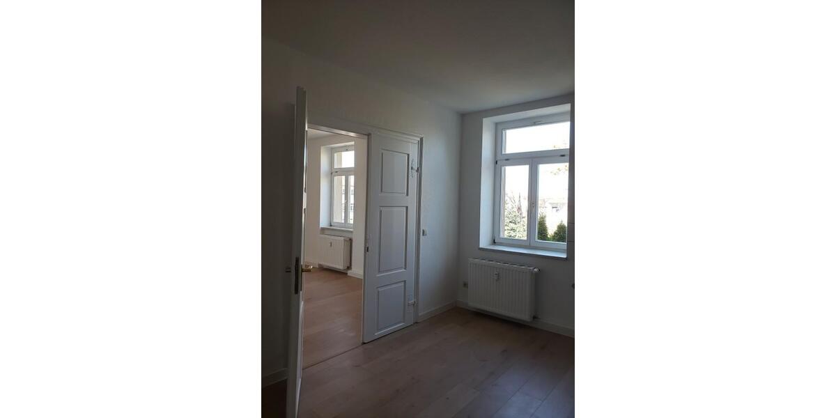 Etagenwohnung Limbach-Oberfrohna Oberfrohna - 2 Zimmer, 60 m&sup2;, 395&euro; | Angebot:26493235