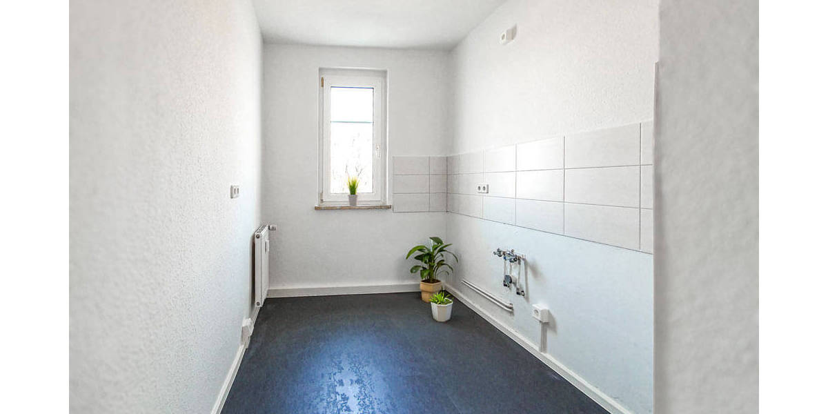 Etagenwohnung Zwickau Eckersbach - 4 Zimmer, 75 m&sup2;, 525&euro; | Angebot:25771304