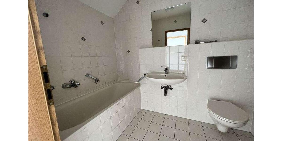 Maisonettenwohnung Zwickau Zwickau-Nord - 2 Zimmer, 67 m&sup2;, 437&euro; | Angebot:26674746