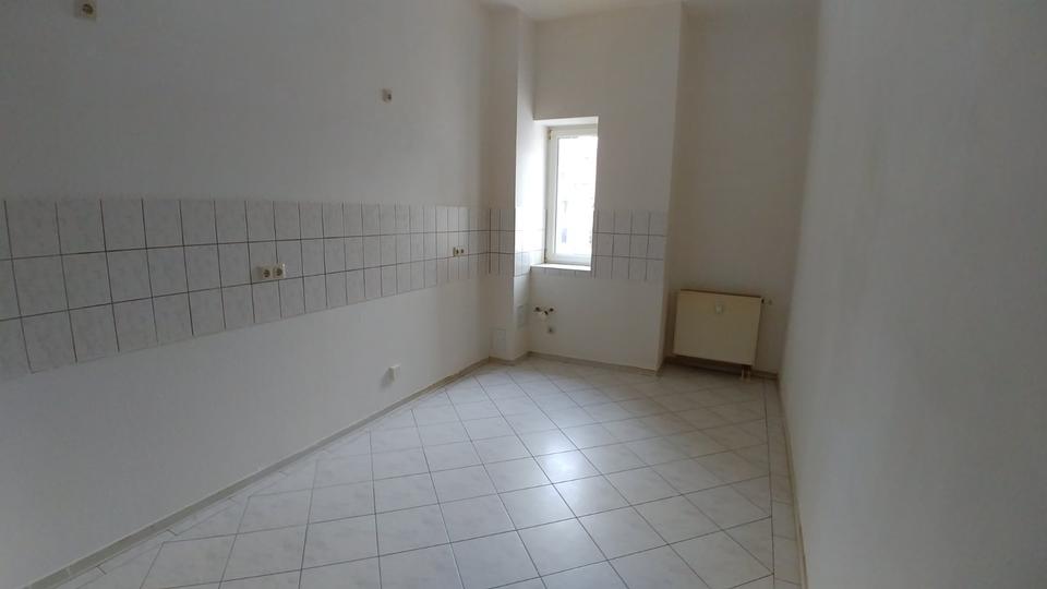 Etagenwohnung Greiz - 2 Zimmer, 64 m&sup2;, 320&euro; | Angebot:16811892