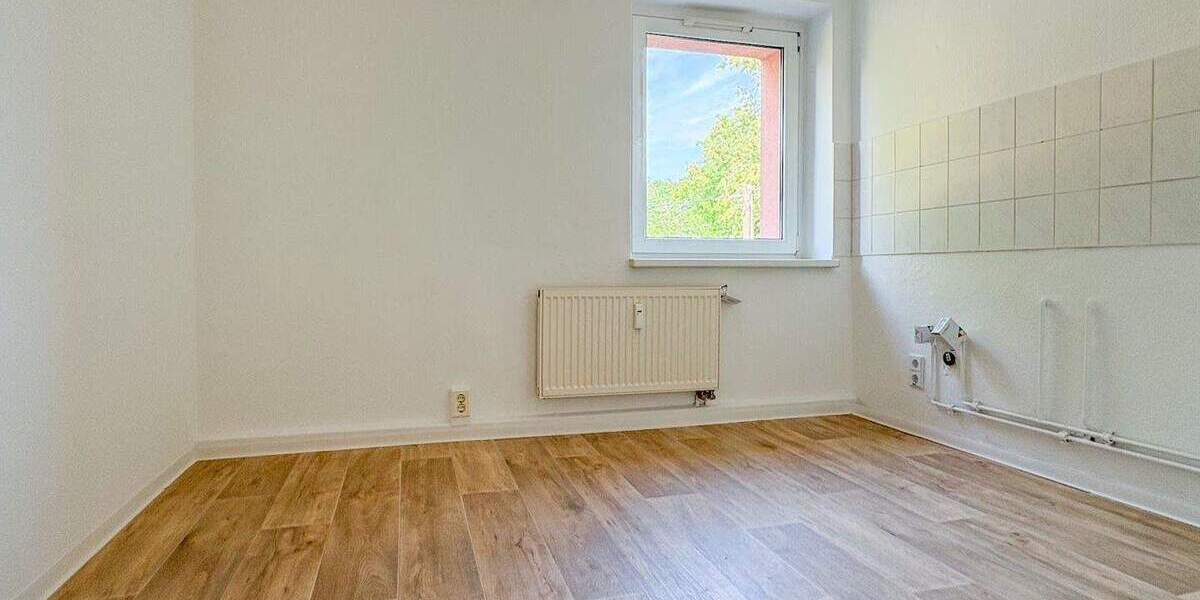 Etagenwohnung Zwickau Pöhlau - 4 Zimmer, 81 m&sup2;, 419&euro; | Angebot:25779247