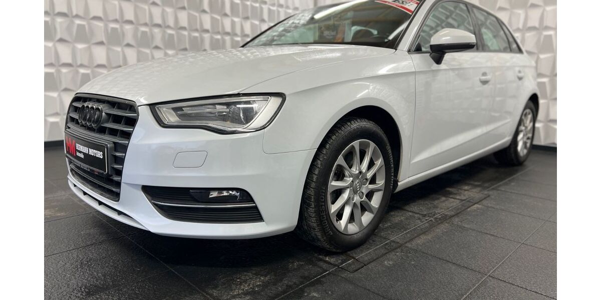 Audi A3 113.000 km 12.890 &euro; Werdau OT Steinpleis 08412