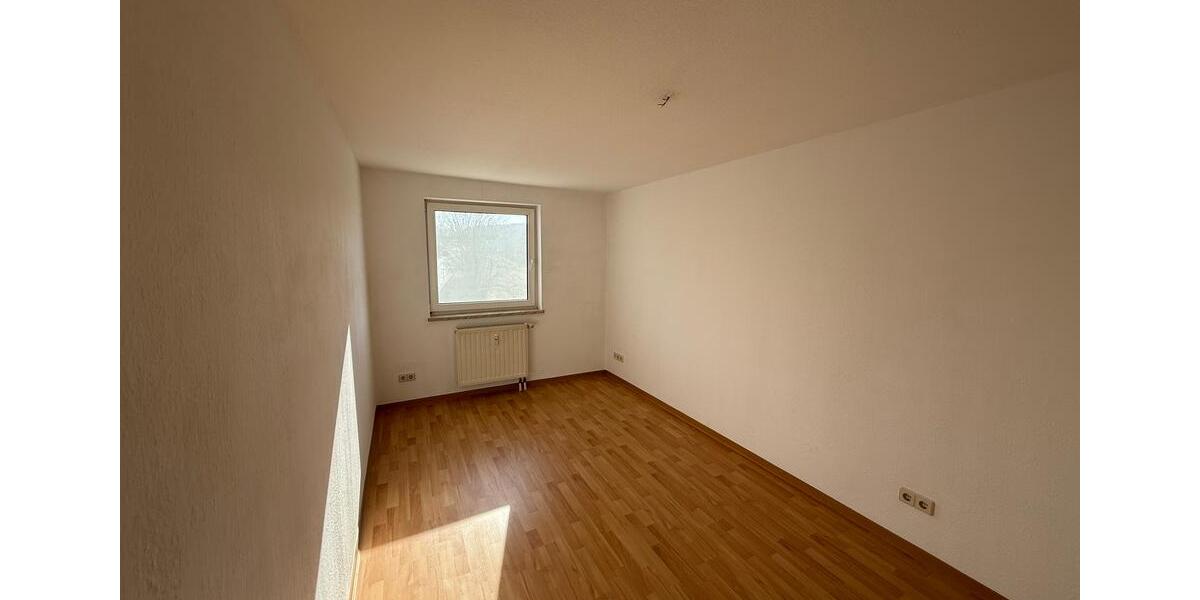 Maisonettenwohnung Reichenbach im Vogtland - 4 Zimmer, 81 m&sup2;, 405&euro; | Angebot:25383068