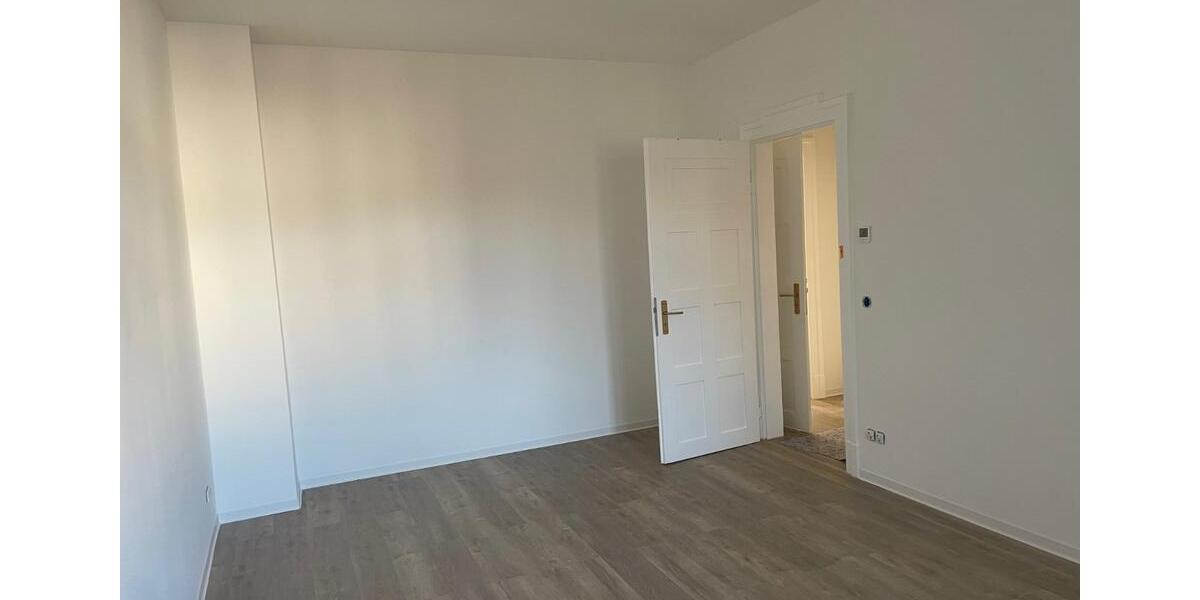 Erdgeschoßwohnung Greiz - 3 Zimmer, 90 m&sup2;, 750&euro; | Angebot:25571969
