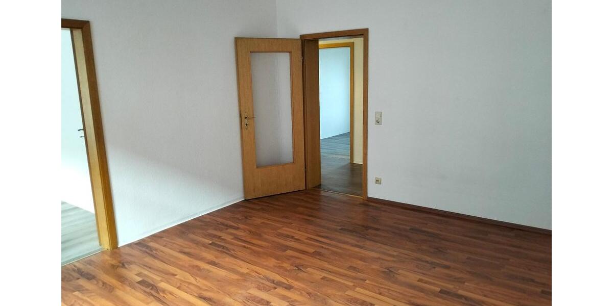 Etagenwohnung Aue-Bad Schlema Bad Schlema - 3 Zimmer, 62 m&sup2;, 360&euro; | Angebot:26060845