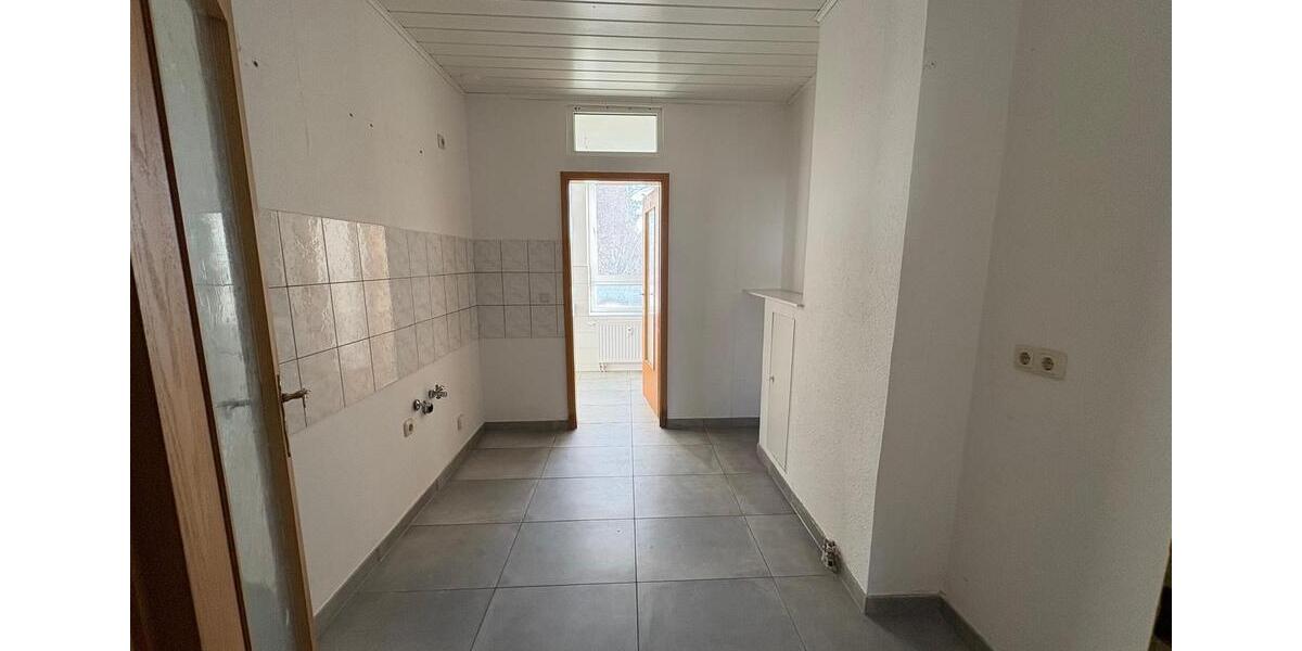 Etagenwohnung Reichenbach im Vogtland - 2 Zimmer, 51 m&sup2;, 385&euro; | Angebot:25100558