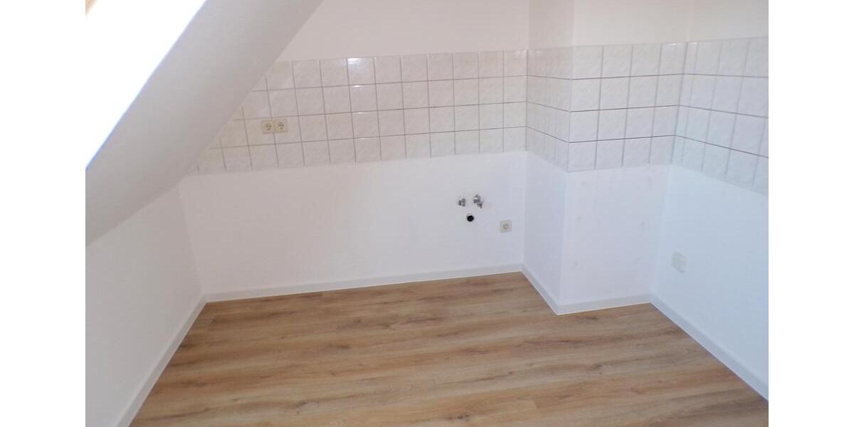 Etagenwohnung Werdau - 2 Zimmer, 50 m&sup2;, 280&euro; | Angebot:24391308