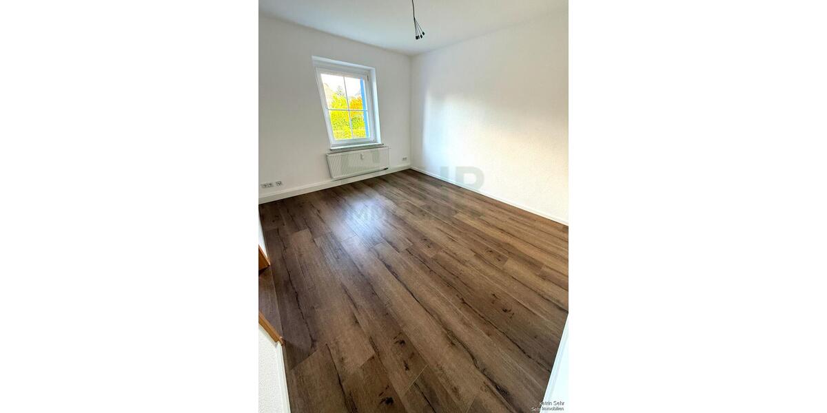 Erdgeschoßwohnung Gersdorf - 2 Zimmer, 51 m&sup2;, 306&euro; | Angebot:23089745
