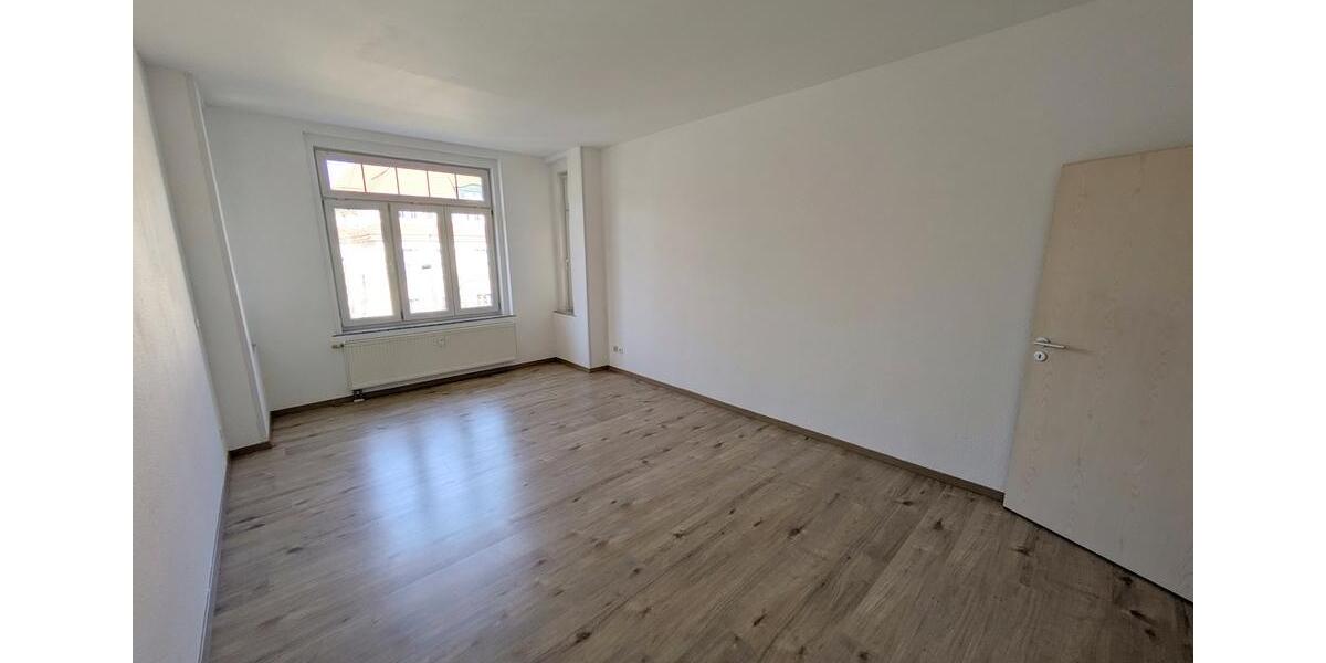 Etagenwohnung Zwickau Zwickau-Nord - 3 Zimmer, 94 m&sup2;, 560&euro; | Angebot:25945634