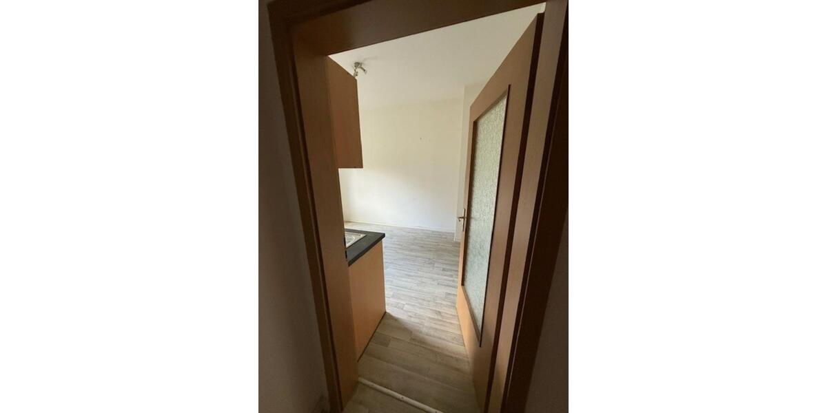 Hochparterre Netzschkau - 2 Zimmer, 48 m&sup2;, 289&euro; | Angebot:25613072