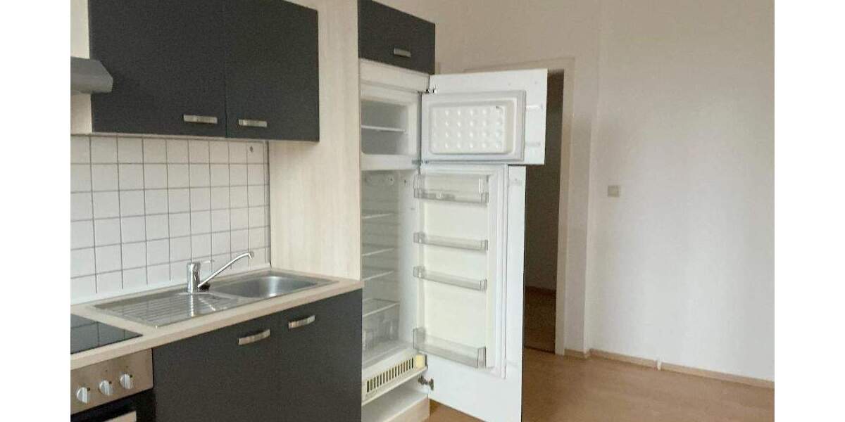 Etagenwohnung Limbach-Oberfrohna Oberfrohna - 2 Zimmer, 75 m&sup2;, 320&euro; | Angebot:25928876