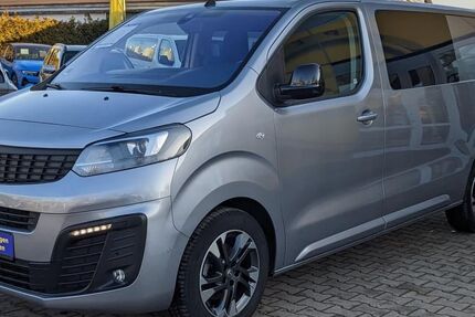 Opel Vivaro 28.200 km 27.990 &euro; Schneeberg 08289