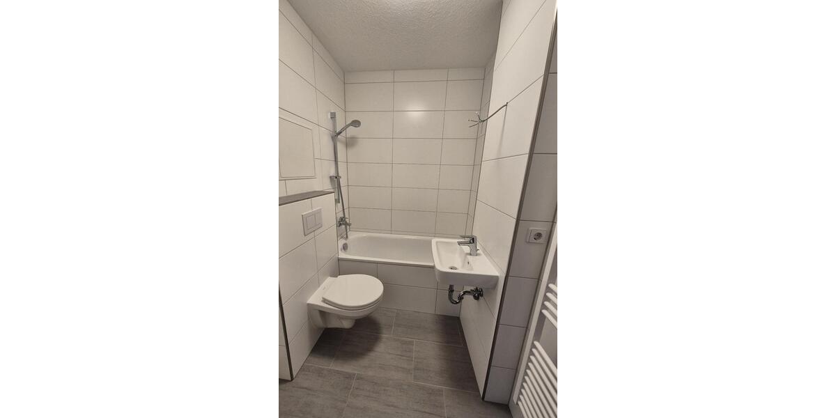 Etagenwohnung Hohenstein-Ernstthal Ernstthal - 3 Zimmer, 69 m&sup2;, 425&euro; | Angebot:24704363