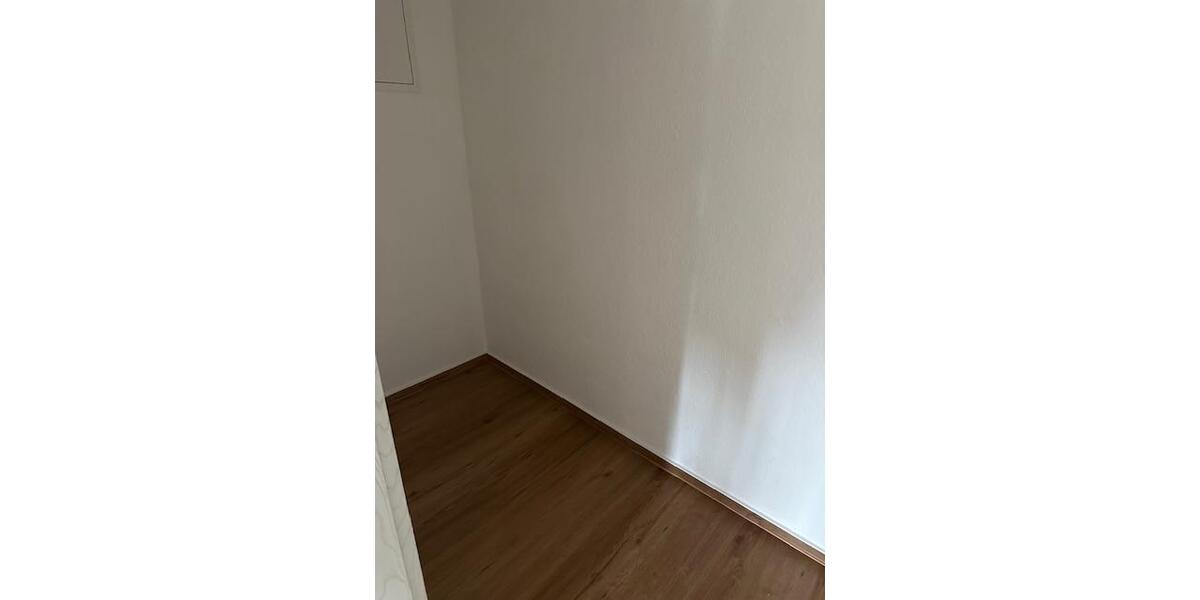 Etagenwohnung Gornsdorf - 2 Zimmer, 60 m&sup2;, 390&euro; | Angebot:25852910