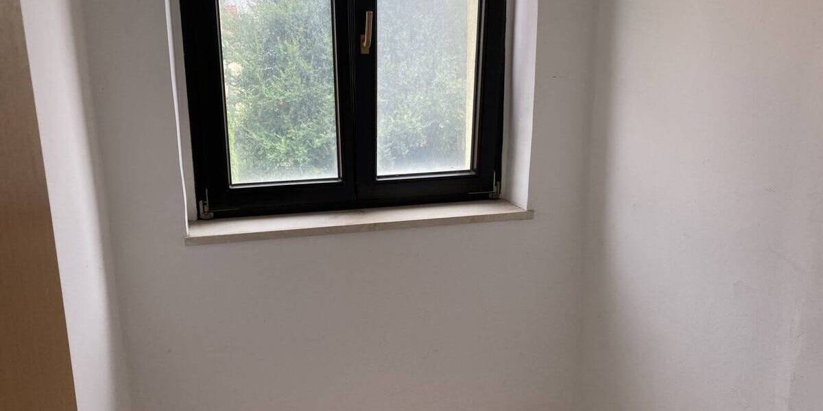 Etagenwohnung Zwickau Marienthal - 2 Zimmer, 56 m&sup2;, 335&euro; | Angebot:25707406