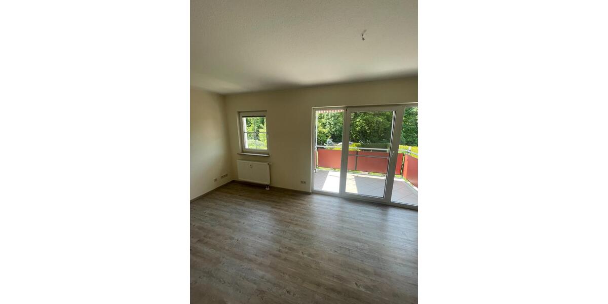 Etagenwohnung Schmölln - 1 Zimmer, 40 m&sup2;, 280&euro; | Angebot:25404964