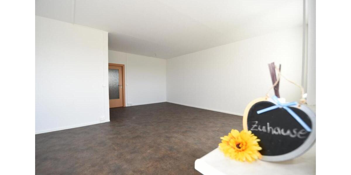 Erdgeschoßwohnung Hohenstein-Ernstthal Ernstthal - 3 Zimmer, 69 m&sup2;, 450&euro; | Angebot:19611496