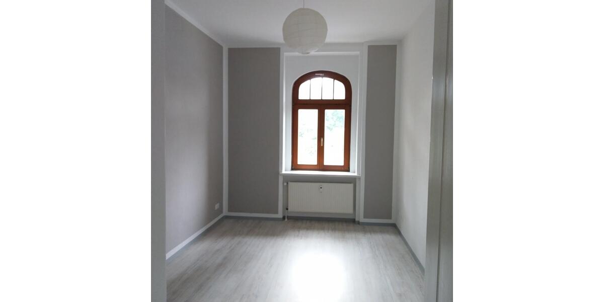 Hochparterre Reichenbach im Vogtland - 3 Zimmer, 62 m&sup2;, 340&euro; | Angebot:24700872