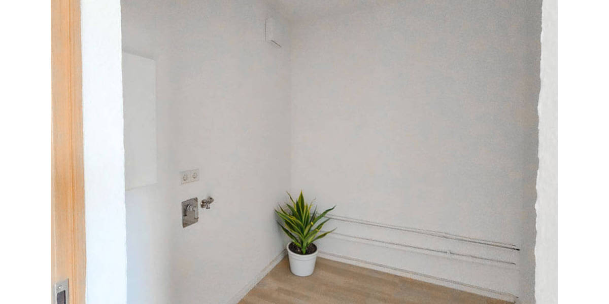 Etagenwohnung Zwickau Eckersbach - 2 Zimmer, 55 m&sup2;, 330&euro; | Angebot:25676710