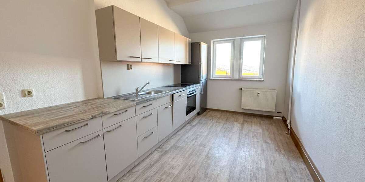 Etagenwohnung Aue-Bad Schlema Bad Schlema - 5 Zimmer, 130 m&sup2;, 800&euro; | Angebot:24872280