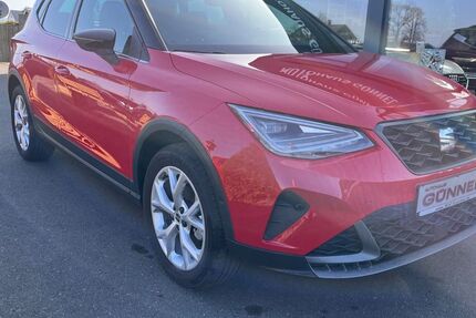Seat Arona 7.976 km 21.990 &euro; Zwickau 08060