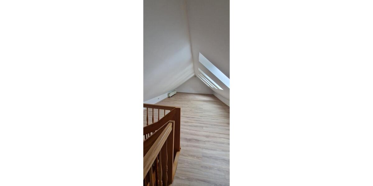 Maisonettenwohnung Hohenstein-Ernstthal Ernstthal - 4 Zimmer, 85 m&sup2;, 510&euro; | Angebot:23795339