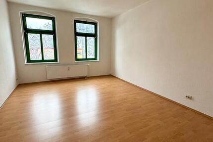 Wohnung Aue-Bad Schlema Bad Schlema - 5 Zimmer, 141 m&sup2;, 700&euro; | Angebot:23146900