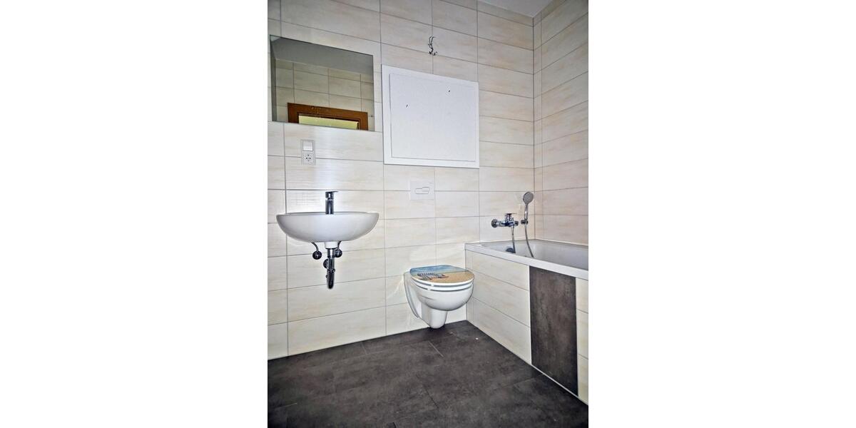 Etagenwohnung Kirchberg - 6 Zimmer, 126 m&sup2;, 650&euro; | Angebot:24438624