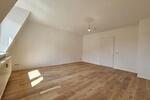 Dachgeschoßwohnung Aue-Bad Schlema Bad Schlema - 3 Zimmer, 84 m&sup2;, 463&euro; | Angebot:26251360