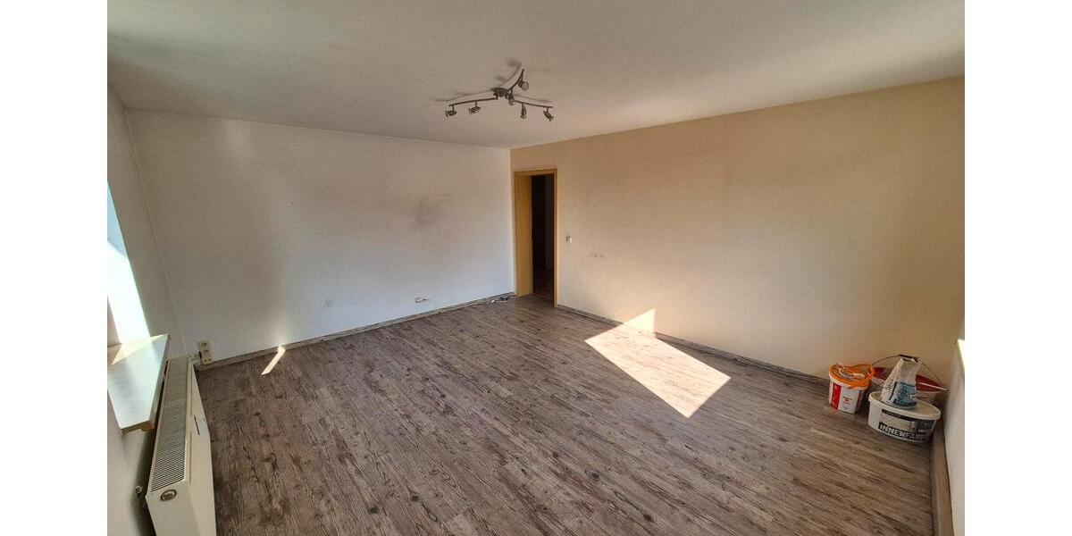 Etagenwohnung Aue-Bad Schlema Bad Schlema - 4 Zimmer, 103 m&sup2;, 600&euro; | Angebot:25839930