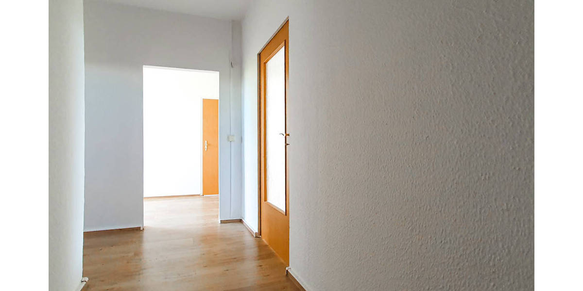 Etagenwohnung Zwickau Eckersbach - 3 Zimmer, 77 m&sup2;, 462&euro; | Angebot:25668562