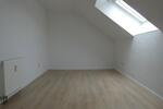 Dachgeschoßwohnung Zwickau Cainsdorf - 2 Zimmer, 43 m&sup2;, 250&euro; | Angebot:26644937