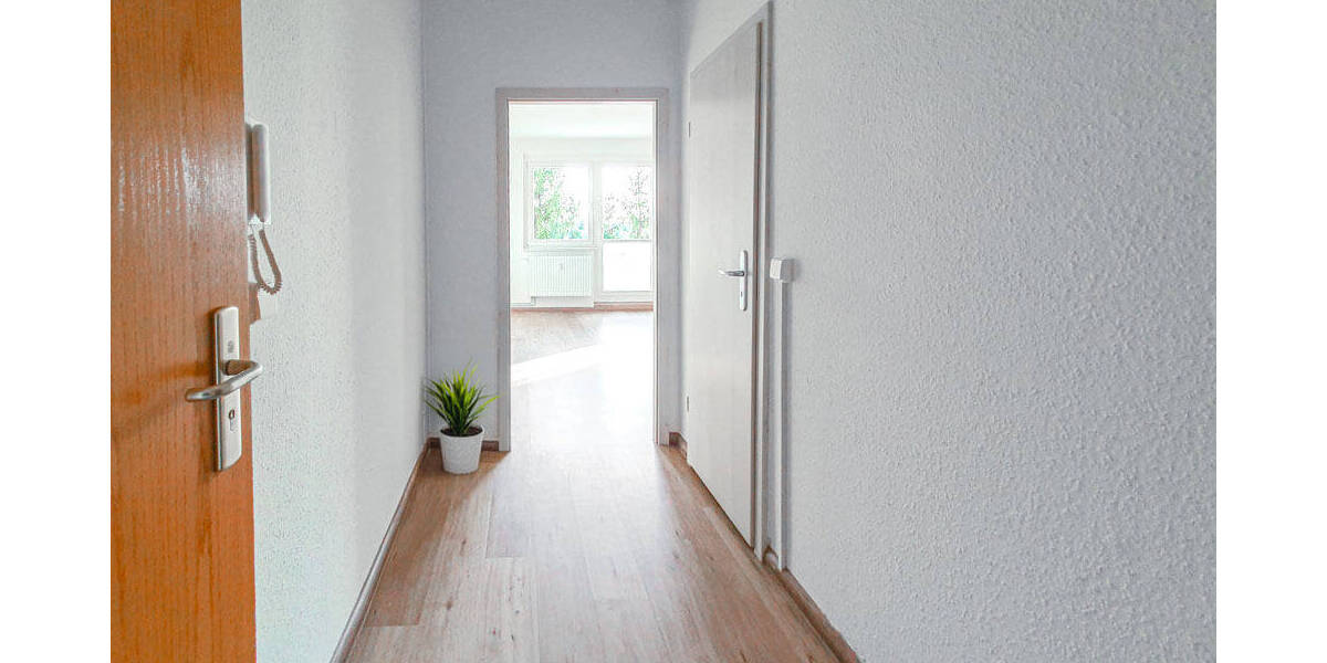 Etagenwohnung Zwickau Eckersbach - 3 Zimmer, 69 m&sup2;, 414&euro; | Angebot:25983367