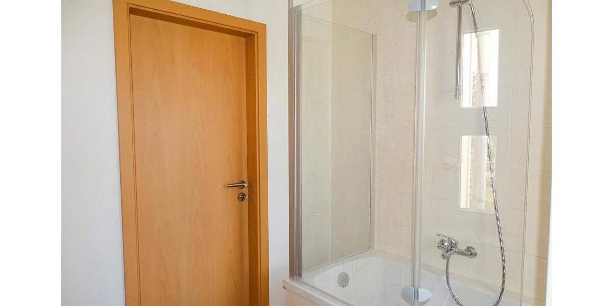 Etagenwohnung Neukirchen/Pleiße Pleiße - 2 Zimmer, 51 m&sup2;, 319&euro; | Angebot:26018407