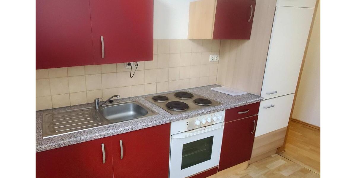 Etagenwohnung Werdau - 2 Zimmer, 55 m&sup2;, 410&euro; | Angebot:25419556