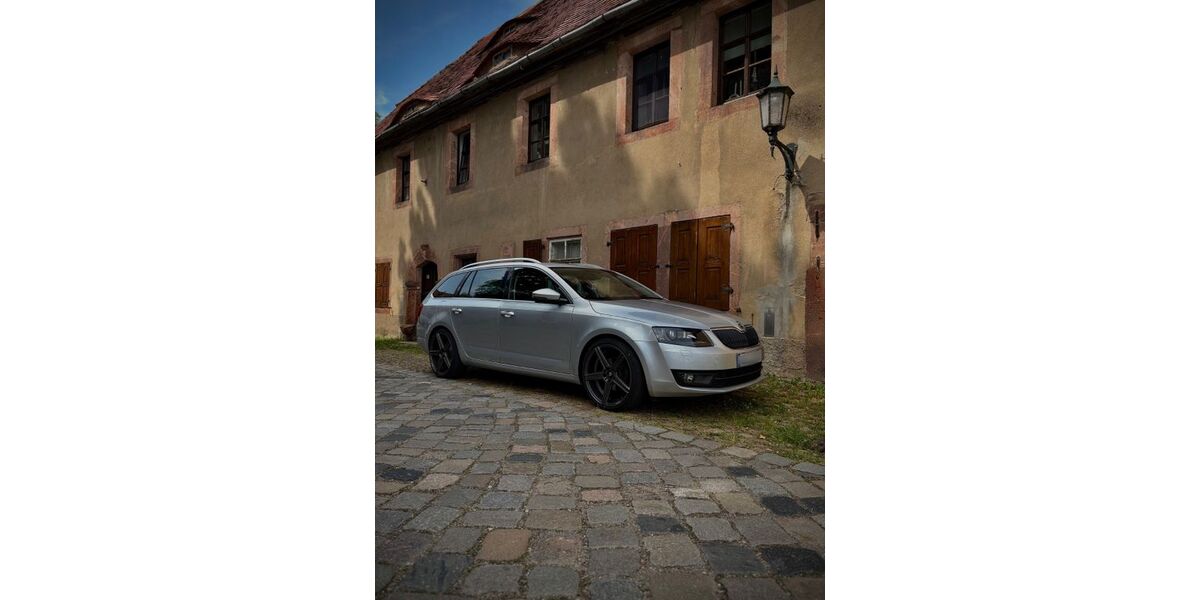Skoda Octavia 189.000 km 11.999 &euro; Limbach Oberfrohna 09212