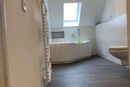 Wohnung Werdau Werdau, Stadt - 5 Zimmer, 145 m&sup2;, 800&euro; | Angebot:25980911