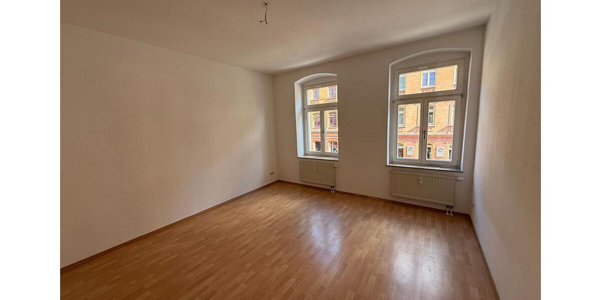 Etagenwohnung Zwickau - 5 Zimmer, 118 m&sup2;, 699&euro; | Angebot:25756475