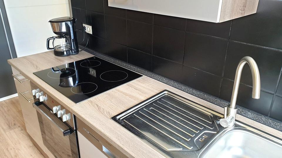 Etagenwohnung Zwickau Neuplanitz - 1 Zimmer, 38 m&sup2;, 414&euro; | Angebot:25166550