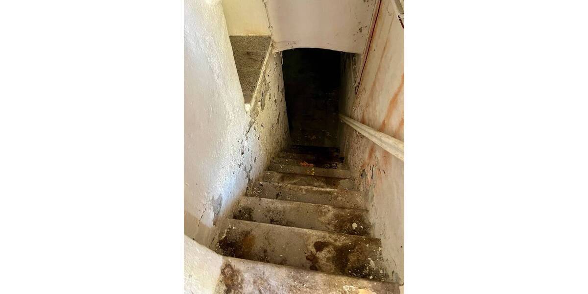 Einfamilienhaus Falkenstein Oberlauterbach - 8 Zimmer, 110 m&sup2;, 49.000&euro; | Angebot:25929611