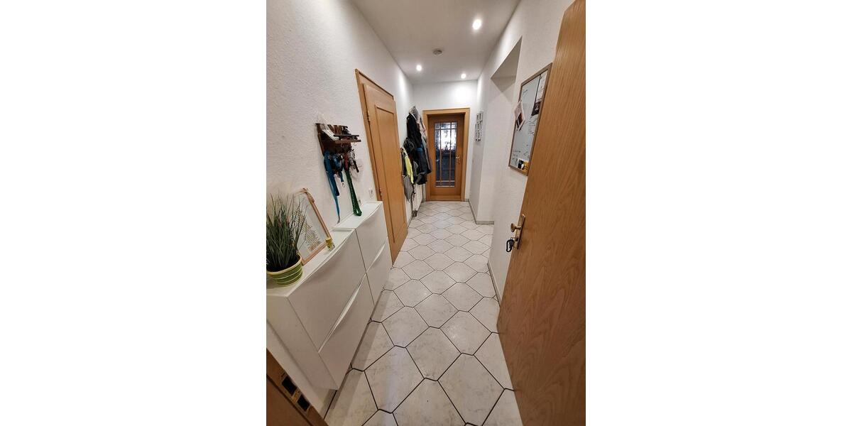 Erdgeschoßwohnung Hohndorf - 3 Zimmer, 75 m&sup2;, 675&euro; | Angebot:25342710