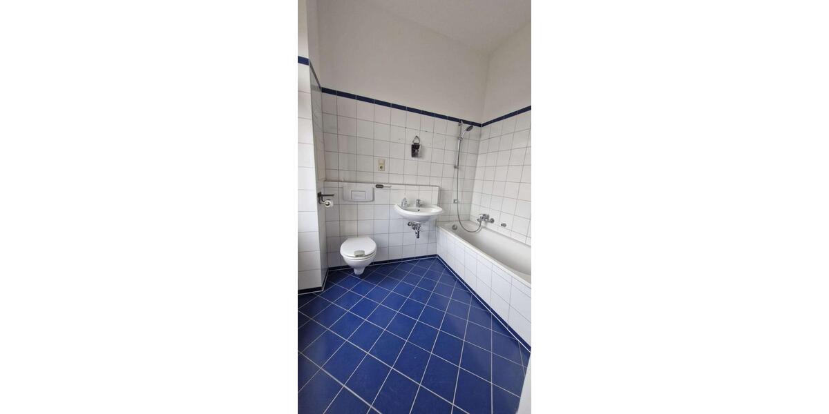 Etagenwohnung Greiz - 2 Zimmer, 60 m&sup2;, 335&euro; | Angebot:25626229