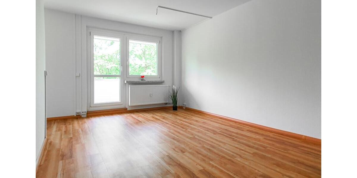Etagenwohnung Zwickau Auerbach - 1 Zimmer, 37 m&sup2;, 215&euro; | Angebot:25942268