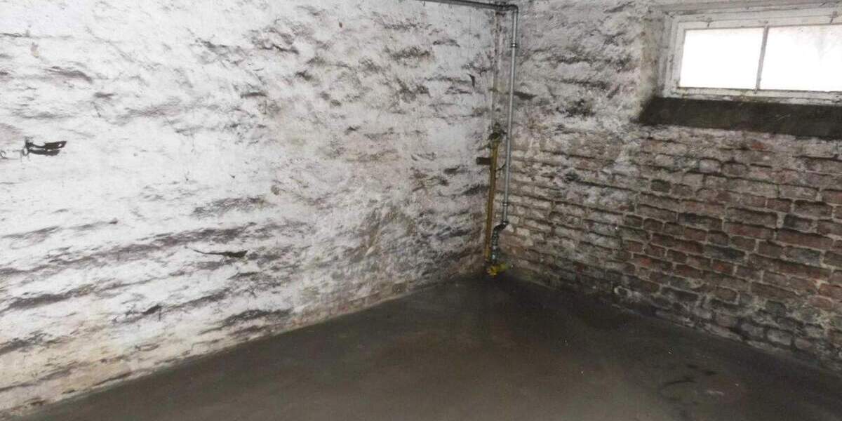 Einfamilienhaus Werdau - 4 Zimmer, 110 m&sup2;, 77.000&euro; | Angebot:25662887