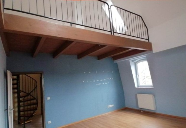 Kapitalanlage 3-Zimmer-Eigentumswohnung vermietet mit Balkon - Mehrfamilienhaus, Wohnhaus Werdau | Angebot:25857798