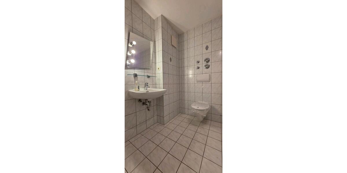 Dachgeschoßwohnung Zwickau Zwickau-Nord - 3 Zimmer, 66 m&sup2;, 549&euro; | Angebot:25840920