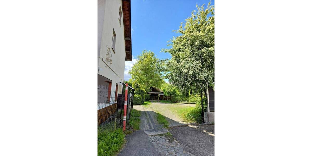 Einfamilienhaus Remse bei Glauchau Remse - 9 Zimmer, 180 m&sup2;, 379.000&euro; | Angebot:25678567