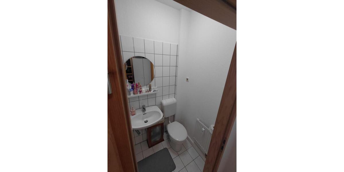 Dachgeschoßwohnung Zwickau - 1 Zimmer, 18 m&sup2;, 165&euro; | Angebot:25308479