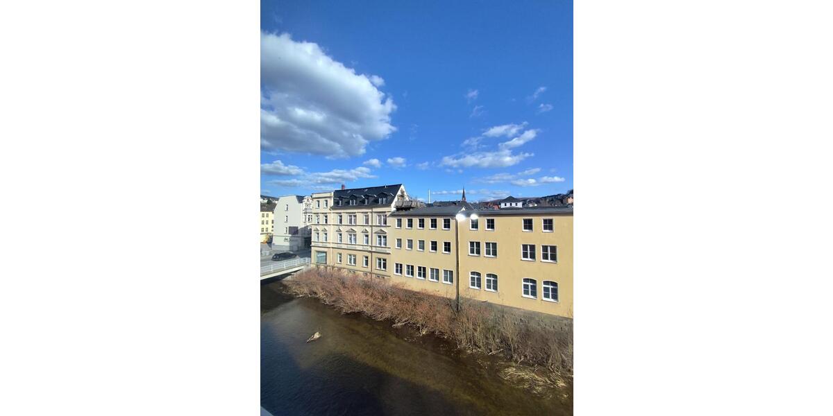 Dachgeschoßwohnung Aue-Bad Schlema Bad Schlema - 4 Zimmer, 115 m&sup2;, 600&euro; | Angebot:25751121