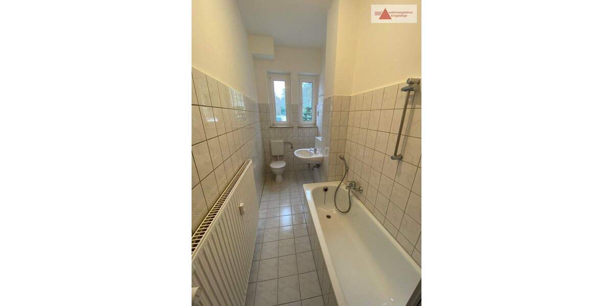 Etagenwohnung Zwickau OT Marienthal Marienthal - 2 Zimmer, 57 m&sup2;, 325&euro; | Angebot:25744597